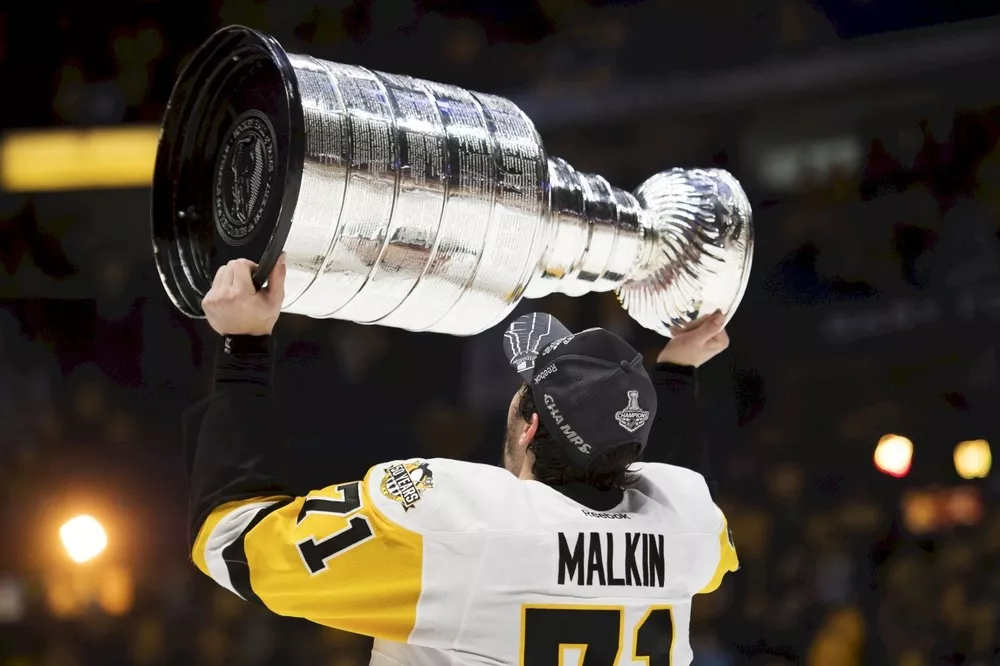 Евгений Малкин