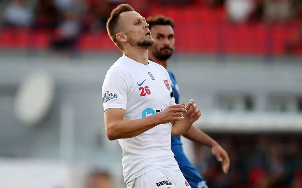 В каком клубе играет Черышев Где сейчас Денис Черышев?