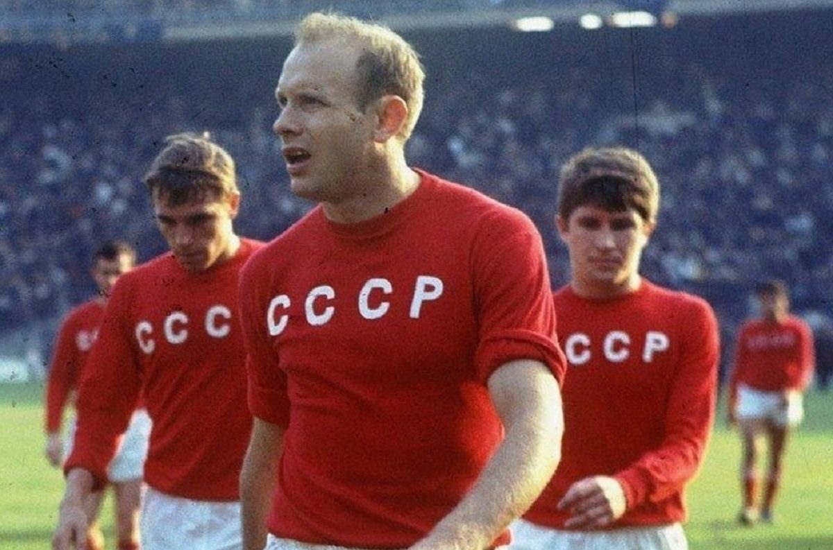 Стрельцов