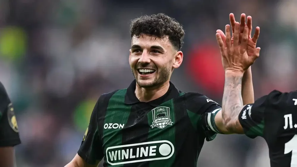 Кто является лучшим игроком РПЛ? Эдуард Сперцян