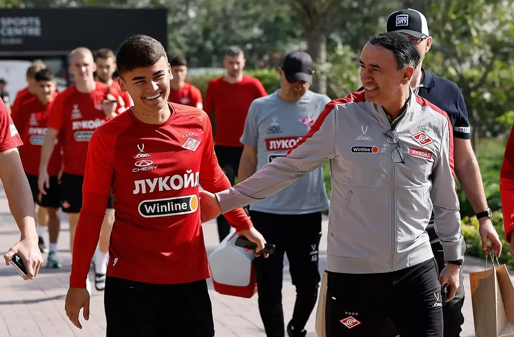 Фрэнсис Кахигао